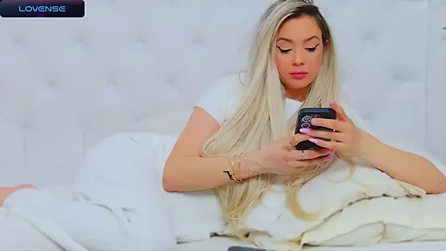 AriannaSins online show from 24, 2, 2025