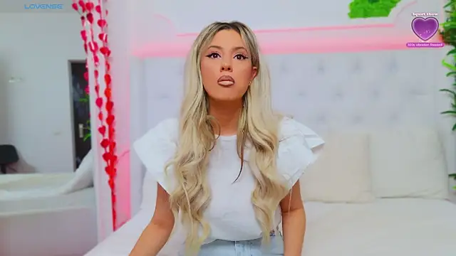 AriannaSins online show from 7, 3, 2025