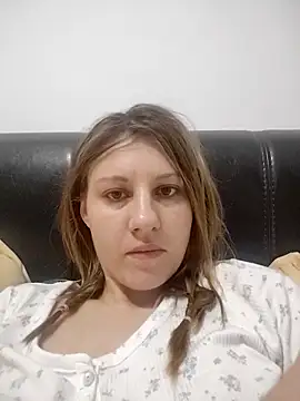 Snapshot of SandyCassie chatting on 28, 10, 2025 SandyCassie online show from 28, 10, 2025