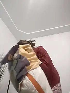 Snapshot of SandyCassie chatting on 14, 11, 2025 SandyCassie online show from 14, 11, 2025