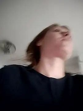 Snapshot of SandyCassie chatting on 16, 12, 2025 SandyCassie online show from 16, 12, 2025