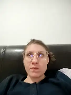 Snapshot of SandyCassie chatting on 8, 3, 2026 SandyCassie online show from 8, 3, 2026