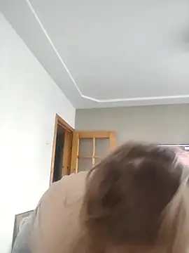Snapshot of SandyCassie chatting on 9, 4, 2026 SandyCassie online show from 9, 4, 2026