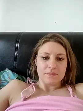 Snapshot of SandyCassie chatting on 27, 4, 2026 SandyCassie online show from 27, 4, 2026