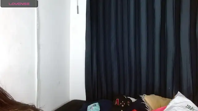 Snapshot of antonella_rosecs chatting on 18, 12, 2025 antonella rosecs online show from 18, 12, 2025