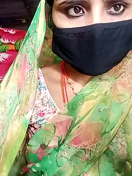 Snapshot of Rajni_chauhan chatting on 30, 10, 2025 Rajni chauhan online show from 30, 10, 2025