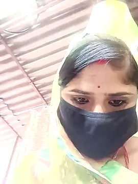 Snapshot of Rajni_chauhan chatting on 14, 11, 2025 Rajni chauhan online show from 14, 11, 2025