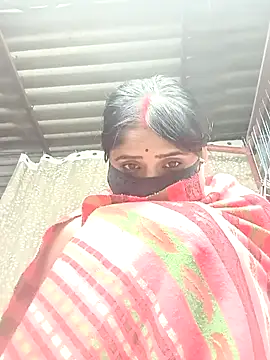 Snapshot of Rajni_chauhan chatting on 15, 11, 2025 Rajni chauhan online show from 15, 11, 2025