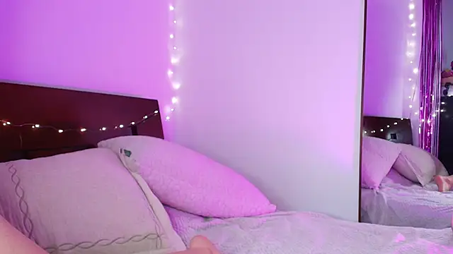 Snapshot of TammyCutee chatting on 22, 11, 2025 TammyCutee online show from 22, 11, 2025