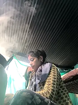 Snapshot of Ragni_bhargav chatting on 19, 11, 2025 Ragni bhargav online show from 19, 11, 2025