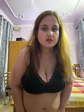 Snapshot of DivineBeautyone chatting on 17, 10, 2025 DivineBeautyone online show from 17, 10, 2025