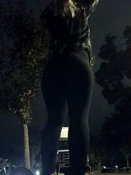 Snapshot of octaviatheillestt chatting on 3, 11, 2025 octaviatheillestt online show from 3, 11, 2025