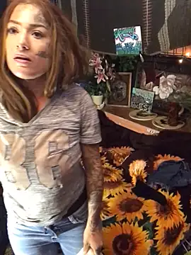 Snapshot of octaviatheillestt chatting on 13, 11, 2025 octaviatheillestt online show from 13, 11, 2025