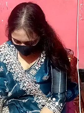 Snapshot of Porimoni22 chatting on 23, 10, 2025 Porimoni22 online show from 23, 10, 2025