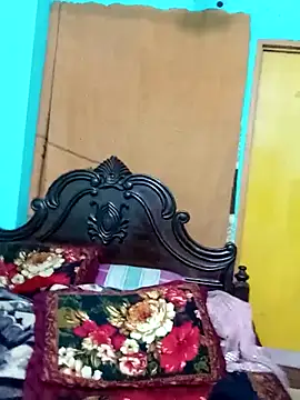 Snapshot of Porimoni22 chatting on 15, 11, 2025 Porimoni22 online show from 15, 11, 2025