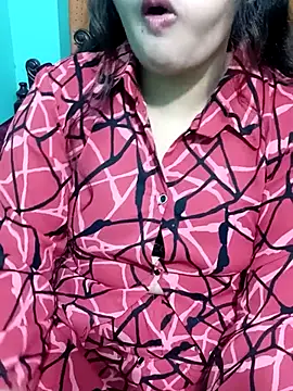 Snapshot of Porimoni22 chatting on 19, 11, 2025 Porimoni22 online show from 19, 11, 2025