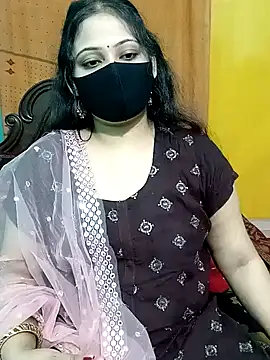 Snapshot of Porimoni22 chatting on 20, 11, 2025 Porimoni22 online show from 20, 11, 2025