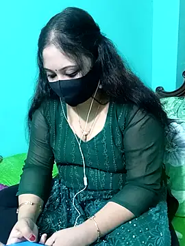 Snapshot of Porimoni22 chatting on 29, 11, 2025 Porimoni22 online show from 29, 11, 2025