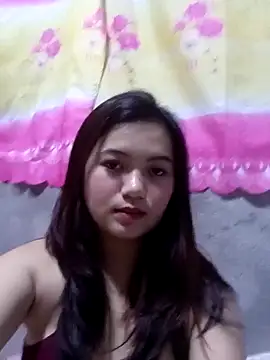 XxxHotCouples4u online show from 28, 3, 2026