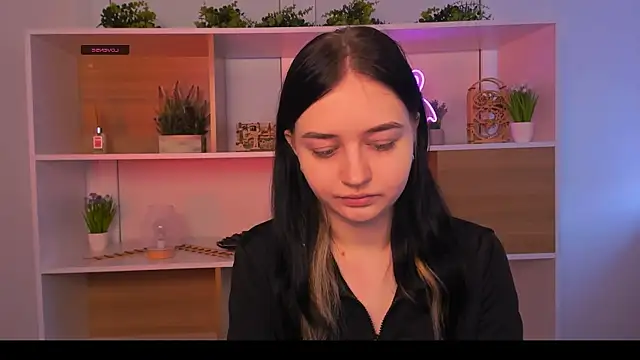 miki ti online show from 25, 10, 2025