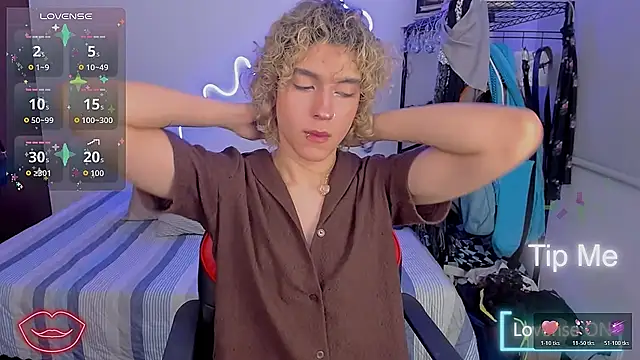 Lyric Mirage online show from 2, 12, 2025