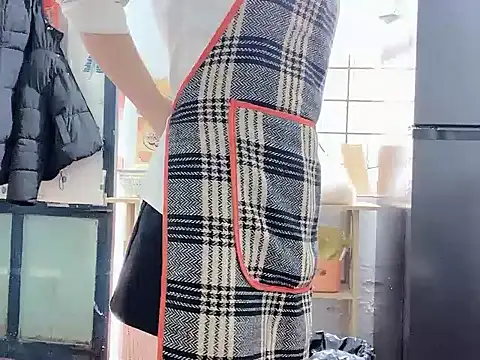 hilovely211 online show from 15, 12, 2025