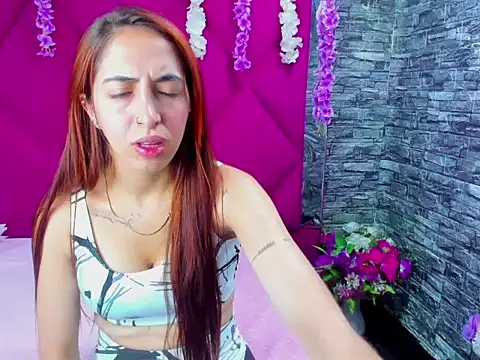 Snapshot of MariamGray1 chatting on 15, 11, 2025 MariamGray1 online show from 15, 11, 2025