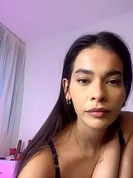 Snapshot of Esmeraldalcl chatting on 15, 11, 2025 Esmeraldalcl online show from 15, 11, 2025