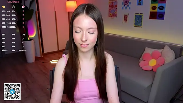 Yasmin Kass online show from 27, 3, 2026