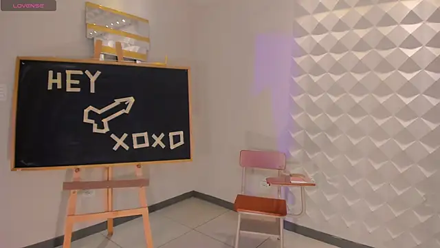 Snapshot of ScarlettBlaze_ chatting on 31, 10, 2025 ScarlettBlaze  online show from 31, 10, 2025