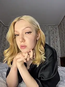 AlexandraXKitty online show from 25, 2, 2026