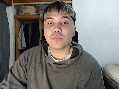 CuteAlexBoy online show from 16, 4, 2026