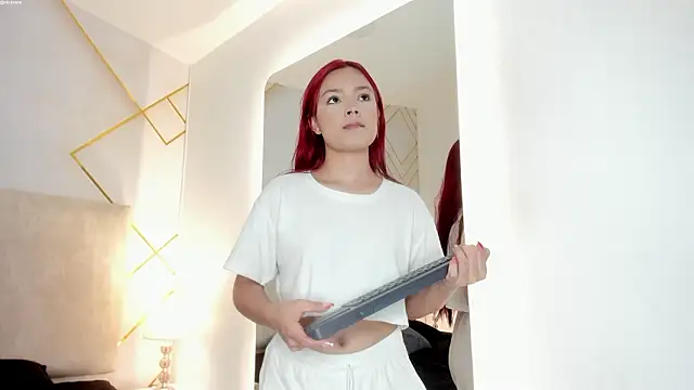 Snapshot of Martinaa_Garcia chatting on 6, 3, 2026 Martinaa Garcia online show from 6, 3, 2026