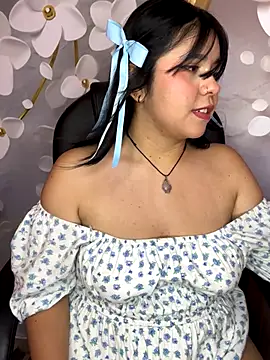 Snapshot of _Bella_7 chatting on 28, 10, 2025 Bella 7 online show from 28, 10, 2025