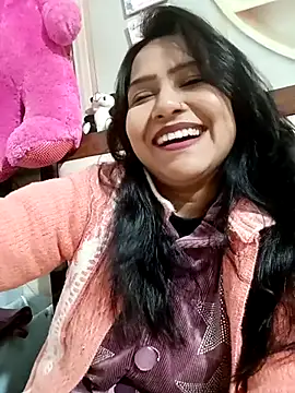 Snapshot of Vanshika1432 chatting on 16, 12, 2025 Vanshika1432 online show from 16, 12, 2025