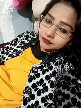 Snapshot of Vanshika1432 chatting on 19, 12, 2025 Vanshika1432 online show from 19, 12, 2025