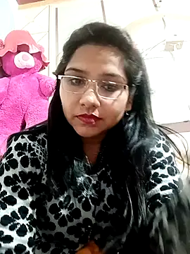 Snapshot of Vanshika1432 chatting on 20, 12, 2025 Vanshika1432 online show from 20, 12, 2025