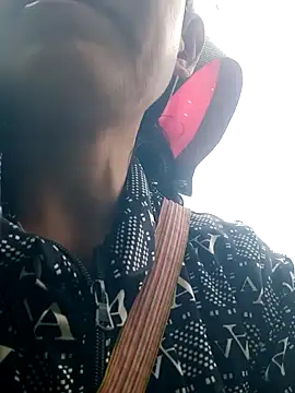 Snapshot of nui-show chatting on 14, 11, 2025 nui-show online show from 14, 11, 2025