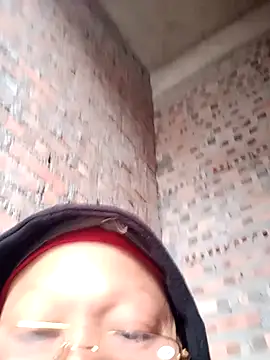 Snapshot of nui-show chatting on 17, 12, 2025 nui-show online show from 17, 12, 2025