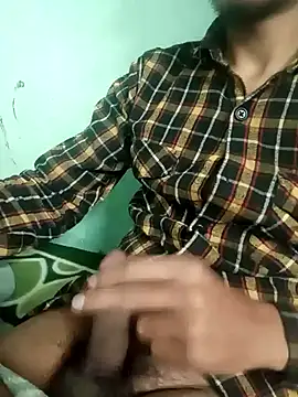 maxmishra18 online show from 5, 12, 2025