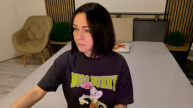 DitaNoir online show from 9, 7, 2026
