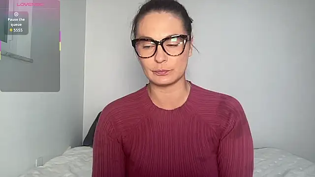 Snapshot of Mandyrheaa chatting on 19, 12, 2025 Mandyrheaa online show from 19, 12, 2025