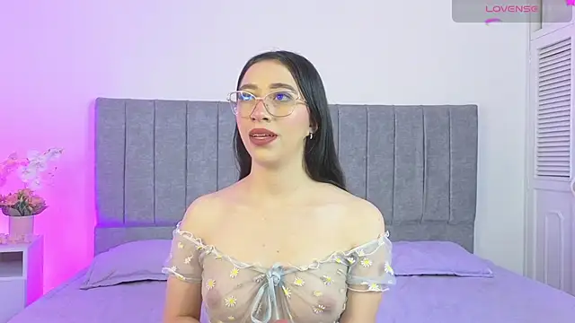 GabbieHill online show from 27, 10, 2025