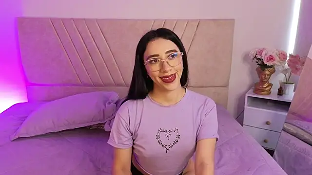 GabbieHill online show from 28, 10, 2025