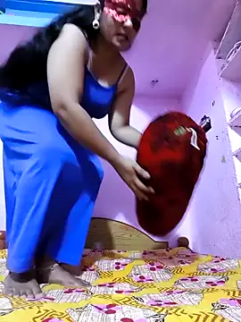 Snapshot of SAIRA-hot chatting on 13, 11, 2025 SAIRA-hot online show from 13, 11, 2025