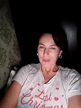 Snapshot of Luna_7777 chatting on 11, 11, 2025 Luna 7777 online show from 11, 11, 2025