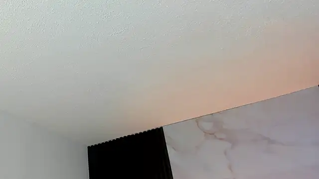 Snapshot of Halleyrosse chatting on 28, 10, 2025 Halleyrosse online show from 28, 10, 2025