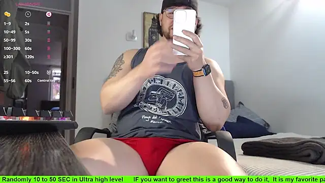 Snapshot of SugaredDigit chatting on 18, 10, 2025 SugaredDigit online show from 18, 10, 2025