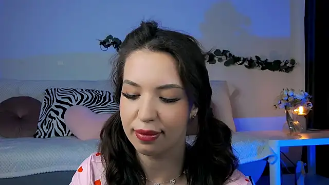 Snapshot of BiancaAva chatting on 7, 5, 2026 BiancaAva online show from 7, 5, 2026