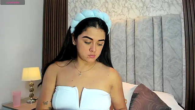 Snapshot of goddessfeetxx chatting on 11, 11, 2025 goddessfeetxx online show from 11, 11, 2025